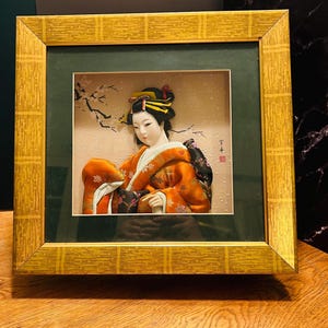 Vintage 3D Japanese Geisha Girl Porcelain In Silk Kimono Shadow Box Wall Art
