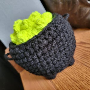 Glow in the Dark sprudelnder Kessel