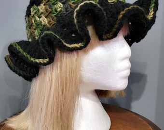 Creme and Camo Ruffle Crochet Hat - Etsy display picture 1