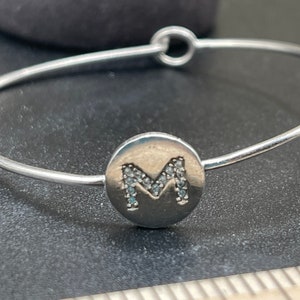 Sött armband i sterlingsilver 925 med sax/kristaller initial M - Mindre storlek