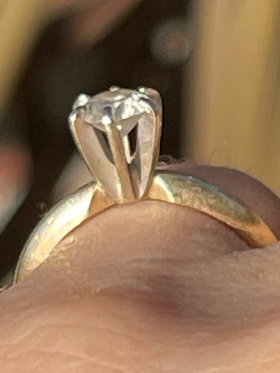 Gorgeous Vintage genuine diamond solitaire ring .… - image 3