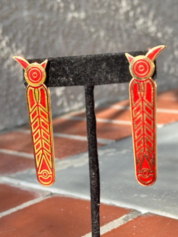 Vintage Wendy Renshaw British Museum Red Enamel Owl Earrings – WR BMP Signed View 2
