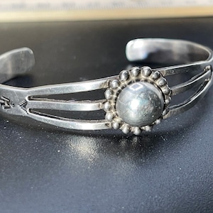 専用 ヴィンテージ インディアンジュエリー サンダーバード ナバホ Harvey 楽天市場】vintage Indian Jewelry アロー ＆ サンダーバード