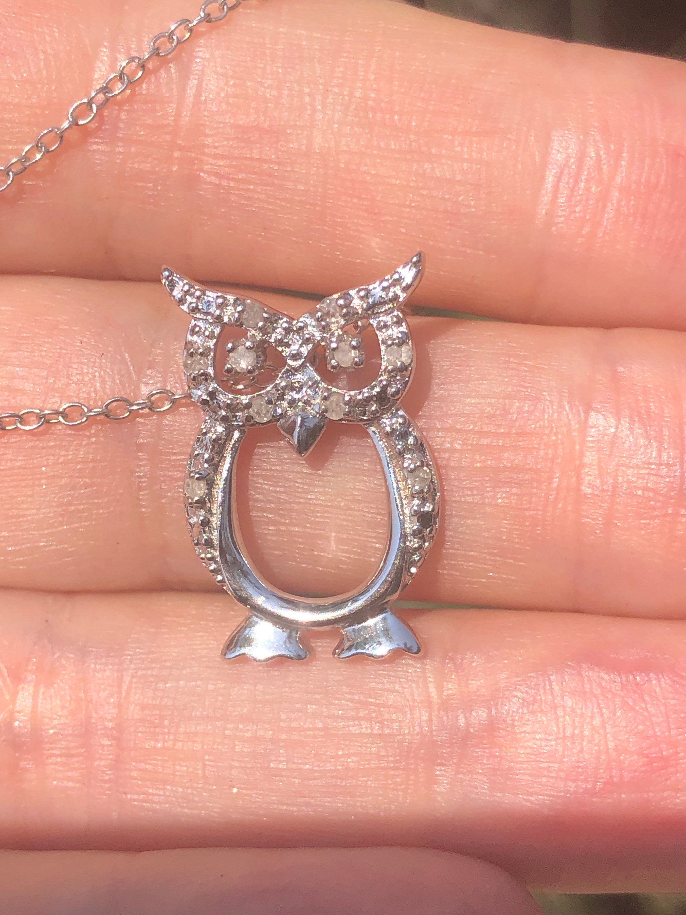 Adorable sterling silver owl 10 Genuine diamonds Necklace chain unique and adorable Free shipping!