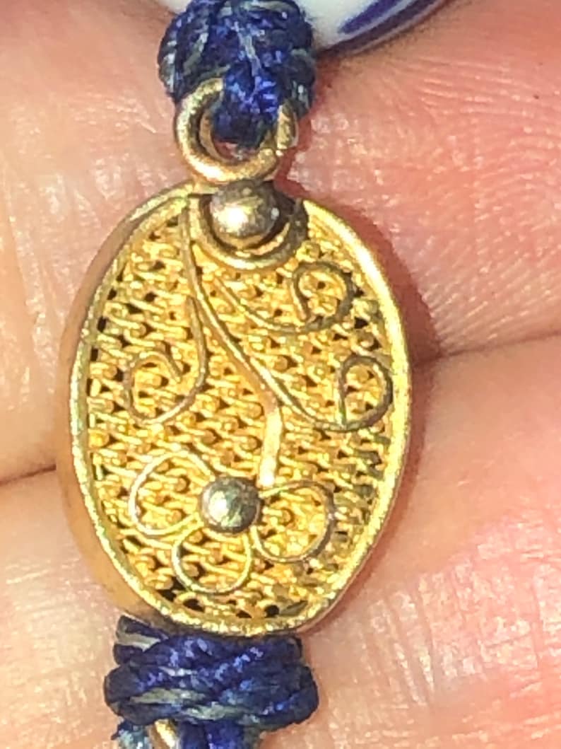 Antique vintage Chinese export cobalt blue and white ceramicporcelain Beaded necklace yellow gold tone clasp 24.5 inches