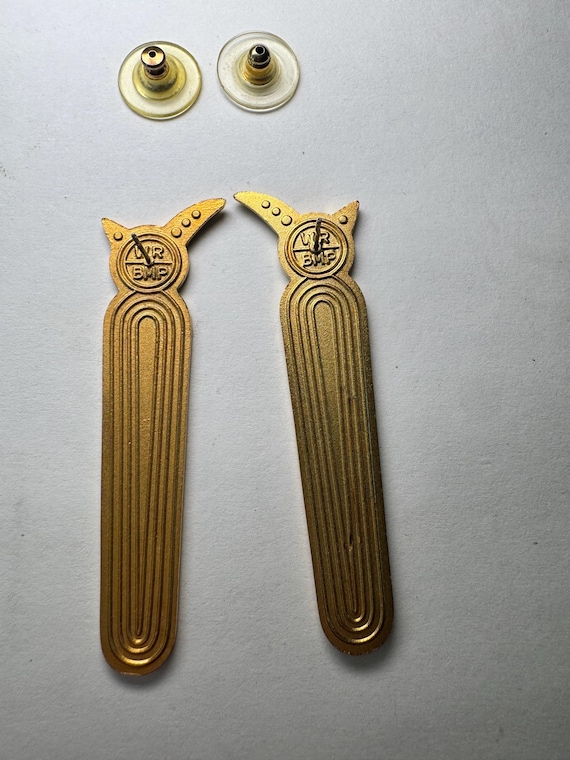 Vintage Wendy Renshaw British Museum Red Enamel Owl Earrings – WR BMP Signed View 6