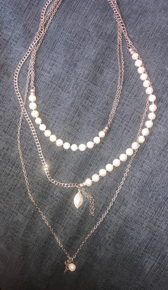Beautiful Genuine pearl three strand necklace by S