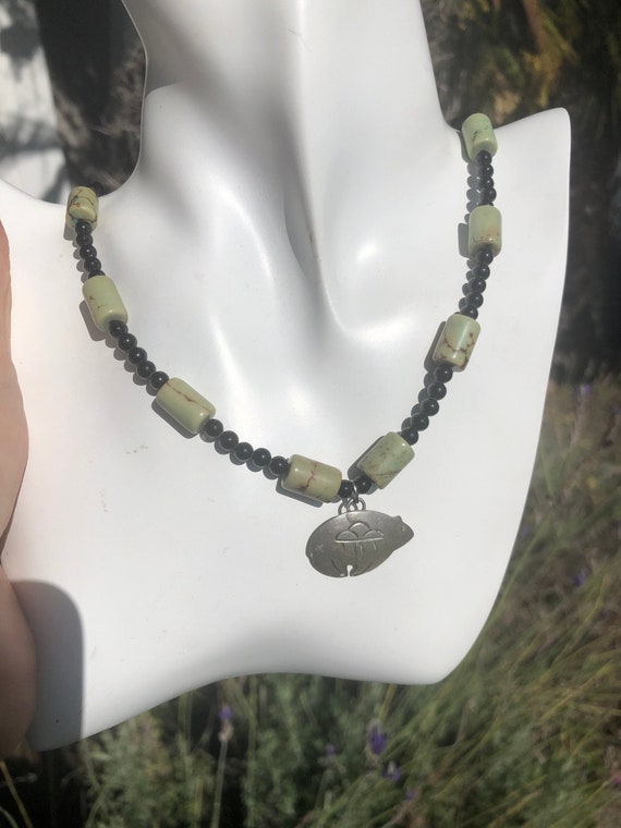 Native American Fascinating Vintage Zuni Jet Bear Fetish & Turquoise Sterling Silver Necklace Native American Fascinating Vintage Zuni Jet Bear Fetish & Turquoise Sterling Silver Necklace