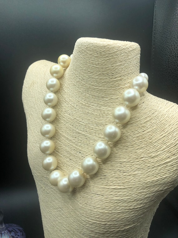 Buy Big Pearl Necklace, Pearl Gradually Necklace, Large Pearl Necklace,faux  Pearl Necklace, Choker Necklace, Statement Necklace,pearl Jewelry Online in  India - Etsy