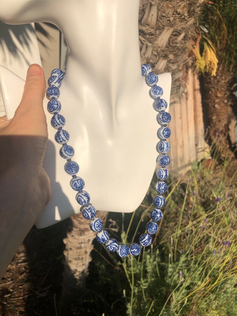 Antique vintage Chinese export cobalt blue and white ceramicporcelain Beaded necklace yellow gold tone clasp 24.5 inches