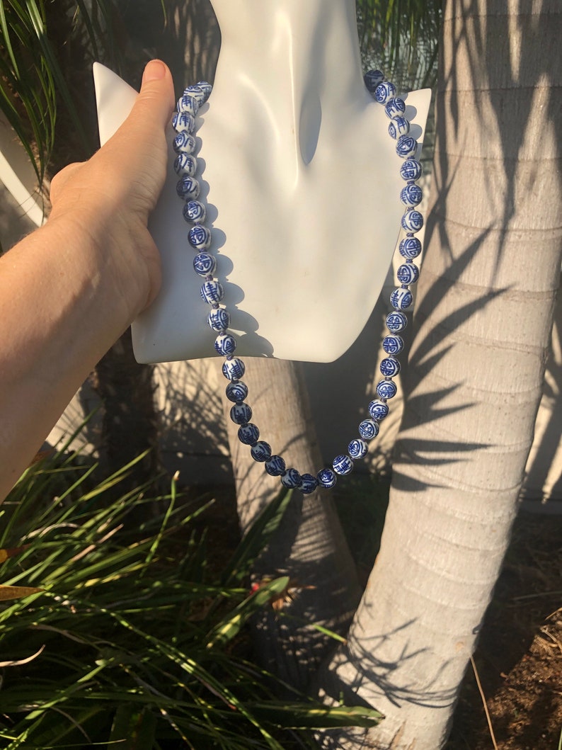 Antique vintage Chinese export cobalt blue and white ceramicporcelain Beaded necklace yellow gold tone clasp 24.5 inches