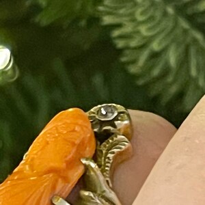 Anillo antiguo victoriano con camafeo de coral tallado - Diamantes auténticos talla rosa - Oro amarillo macizo de 10 quilates, talla 5 imagen 3