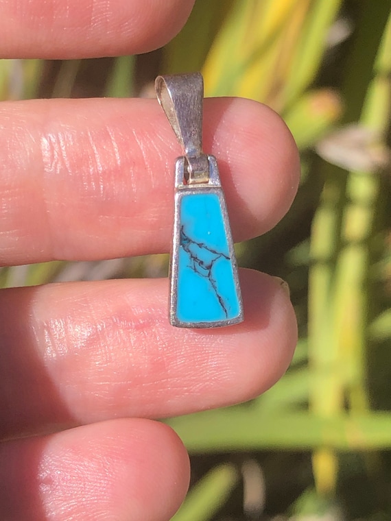 Vintage turquoise sterling silver pendant charm 92