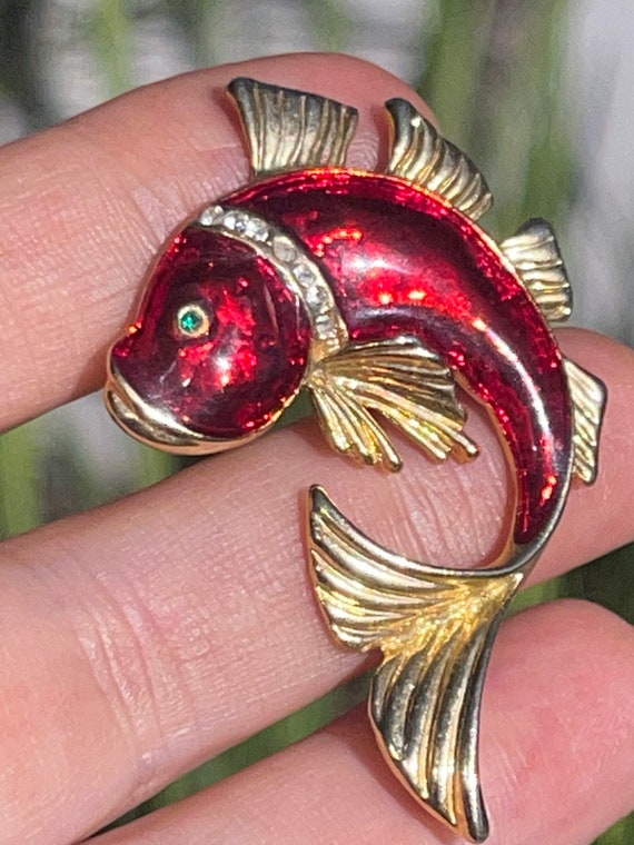 Vintage Red Enamel Koi Fish Yellow Hold Brooch Gre