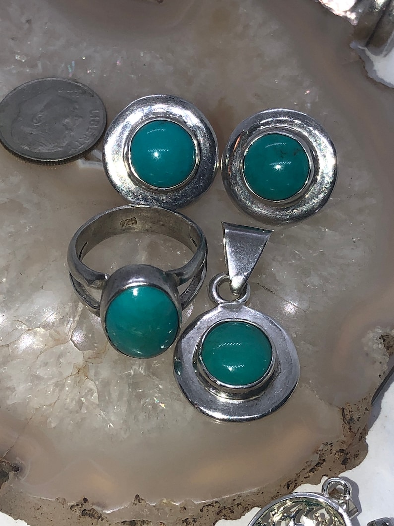 Beautiful vintage blue turquoise gemstone set of pendant for a necklace earrings and ring sterling silver 925 Size 6.75