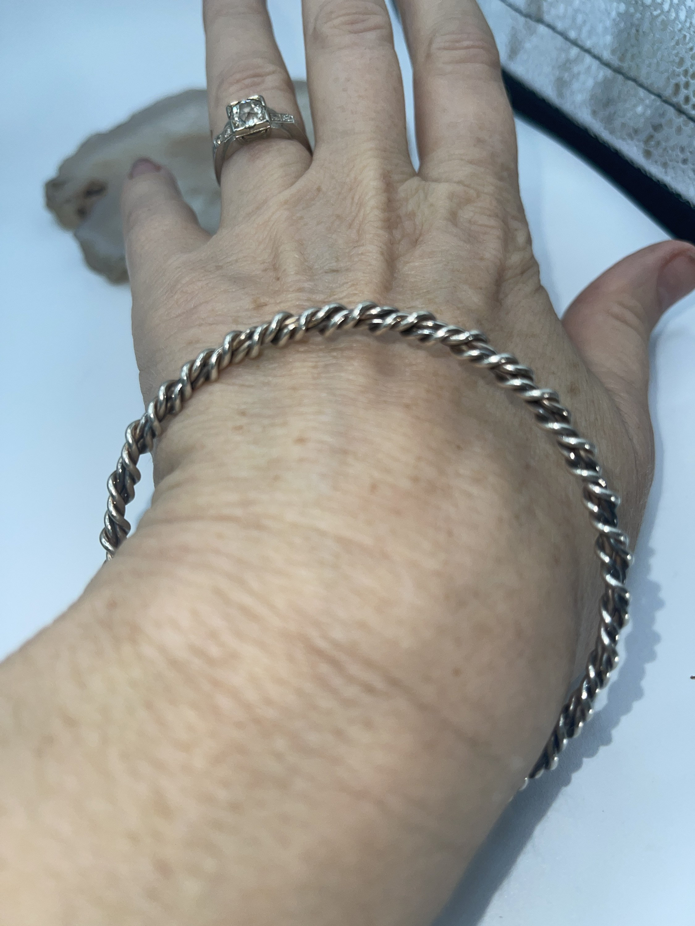 ヴィンテージ スターリングシルバー 925 ツイストバングル