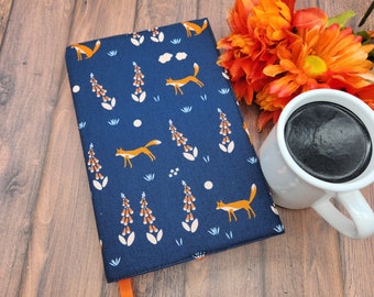 Adjustable Book Cover, Book Sleeve, Journal Cover, Padded Book Cover, Book Lover, Bookworm, Fabric Book Cover -Foxes Navy-