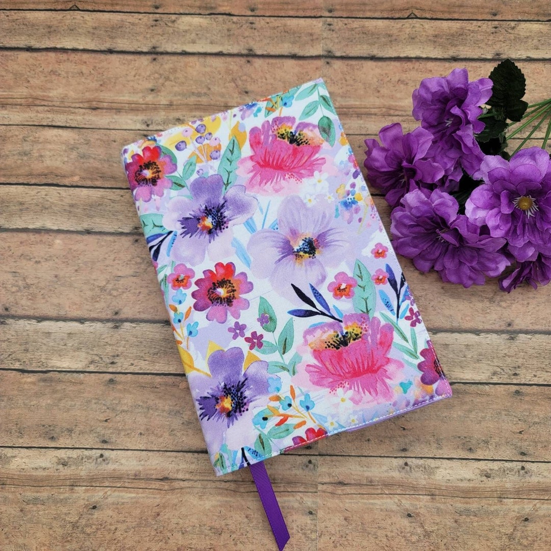 Adjustable Book Cover, Book Sleeve, Book, Padded Book Cover, Fabric