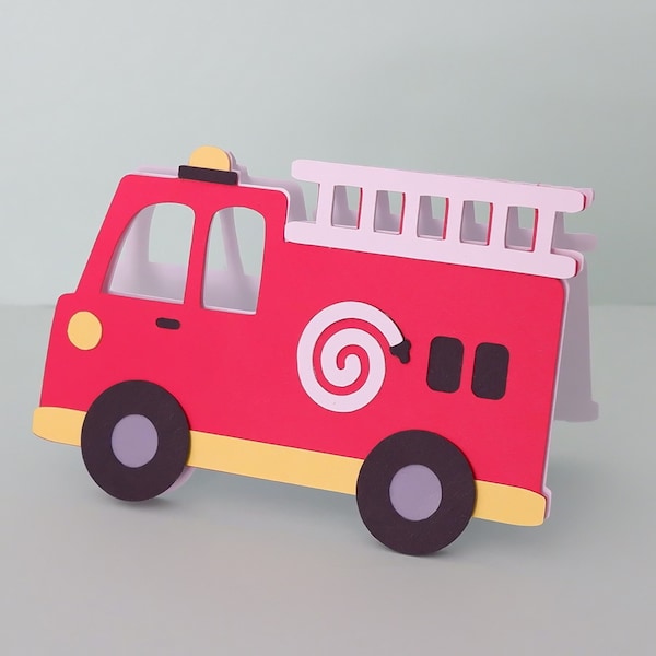 Biglietto d'auguri per camion dei pompieri in formato SVG, biglietto per veicoli antincendio, compleanno di trasporto, festa per bambini, biglietto per bambini, tagliata fle, Cricut, Silhouette