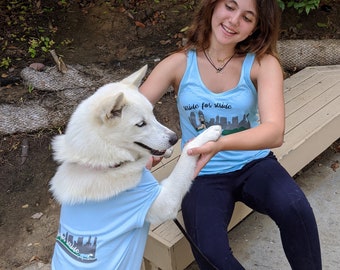 Damen Partnerlook für Hundebesitzer von Fetch The Sun in Blau, Racerback Tank Top und Hunde-Shirt für Hunde, perfektes Geschenk für Hundehalter