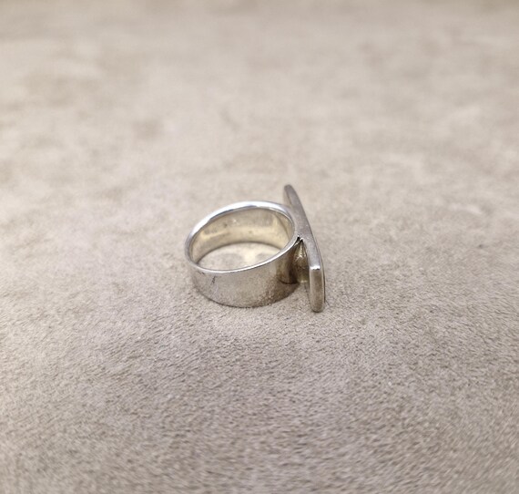 Sterling Onyx Ring Rectangular Silver Modernist M… - image 5