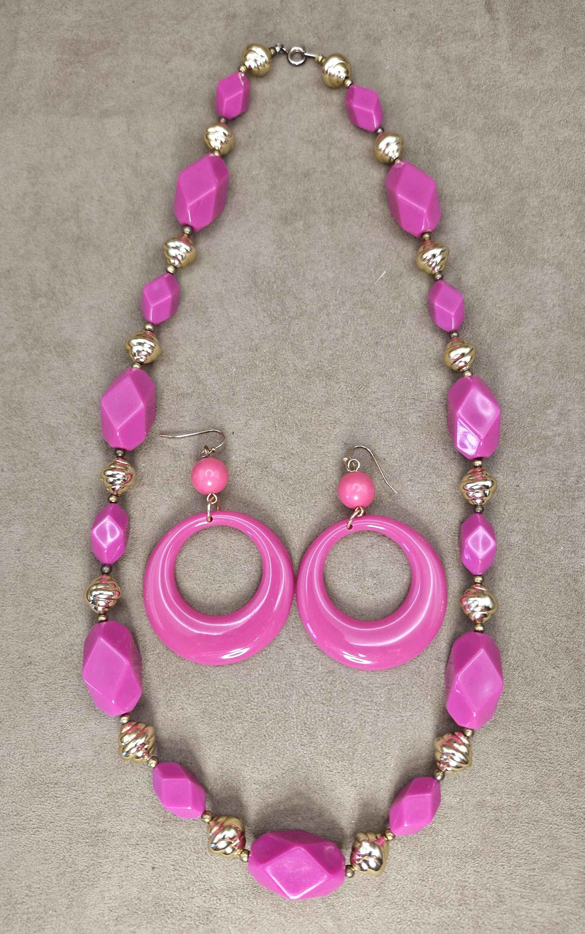 Mary Quant Necklace - Etsy UK