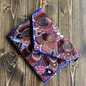 Cartera bordada