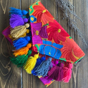 Cartera bordada