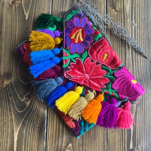 Cartera bordada