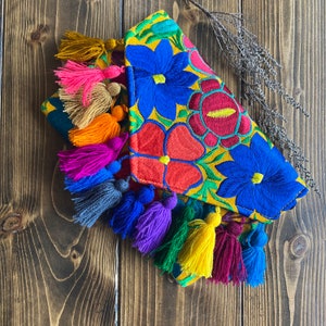 Cartera bordada