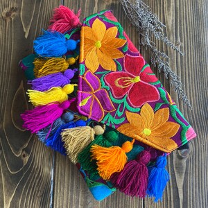 Cartera bordada