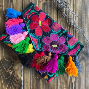 Cartera bordada