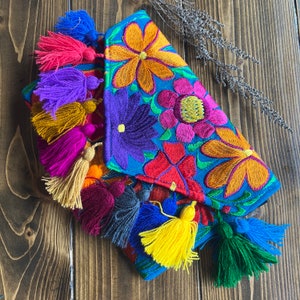 Cartera bordada