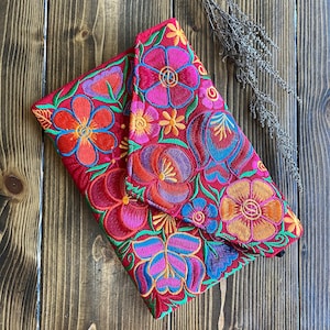 Cartera bordada