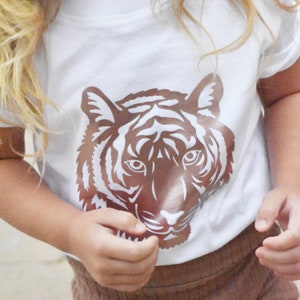 Tiger tee