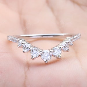Moissanite Curved Wedding Band, Diamond Wedding Band White Gold Round Cut Moissanite Matching Band Women Stacking Band Curved Wedding Band
