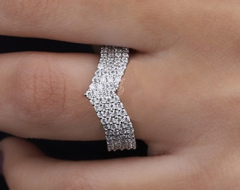 4 Row Vintage Chevron Band Moissanite Tiara Wedding Band V shape Antique 14K half eternity wedding ring Unique promise ring Anniversary band