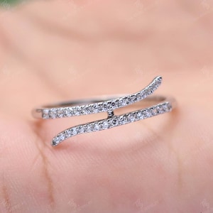 Round Cut Moissanite Engagement band, Bypass Diamond Band, Moissanite Wedding Band, Unique Anniversary Gift, Minimalist Wedding Band