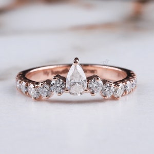 Pear Wedding Band, Rose Gold Band 14K Gold Bridal Promise Anniversary Band Art Deco Vintage Band V shape Curved Moissanite Band Gift For Her