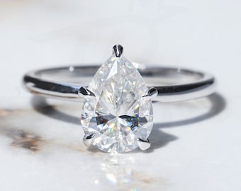 1.00 CT TO 5.00 CT Pear Shaped Ring Colorless Moissanite 10K/14K/18K White Gold Engagement Ring Pear Cut Solitaire Wedding Anniversary Ring