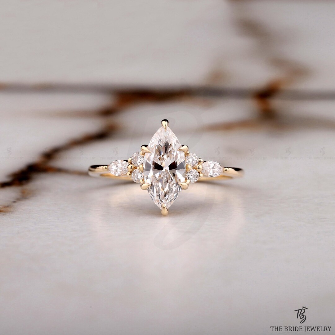 マーキスダイヤモンドエンゲージリング、本物のラボグロウン