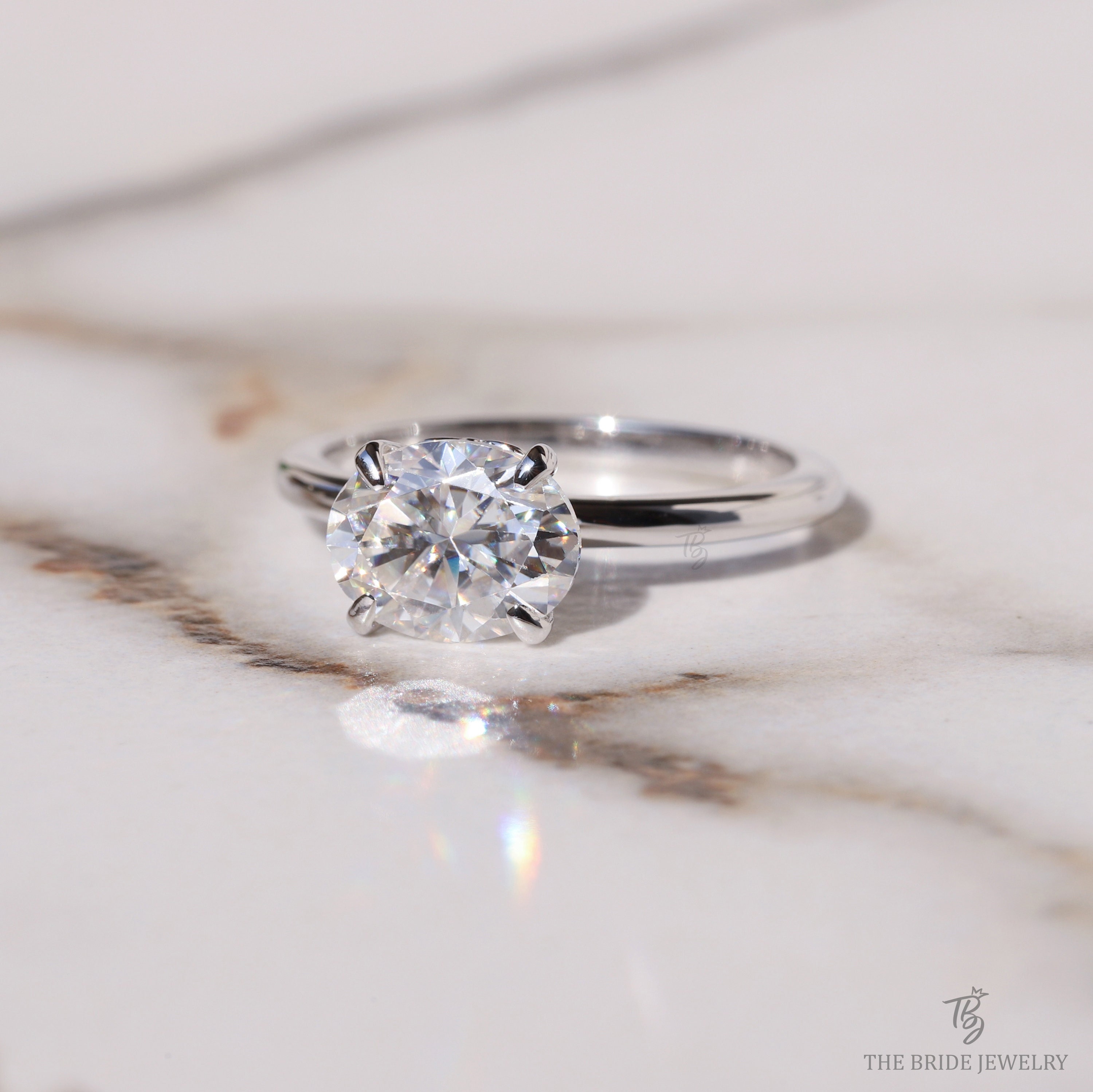 4 Prong Set East West Oval Moissanite Bridal Ring Colorless Oval ...