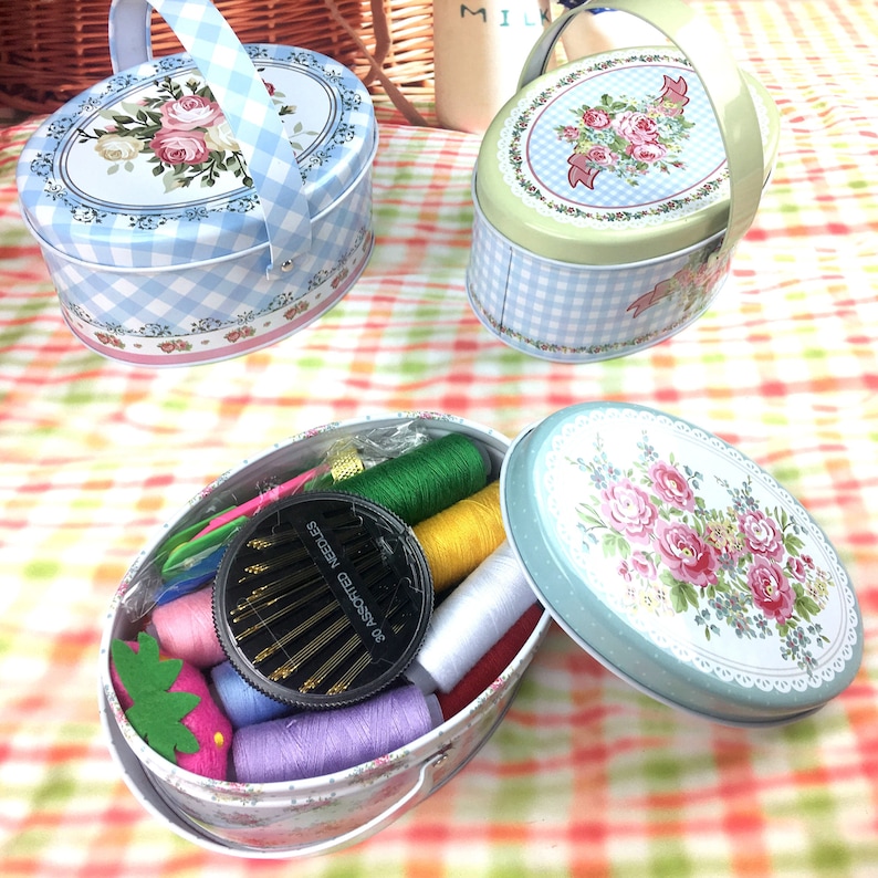 Household Sewing Box Dormitory Sewing Kits Vintage Floral Design Small Sewing Basket Box Sewing Basket with Tulip Floral Print Design