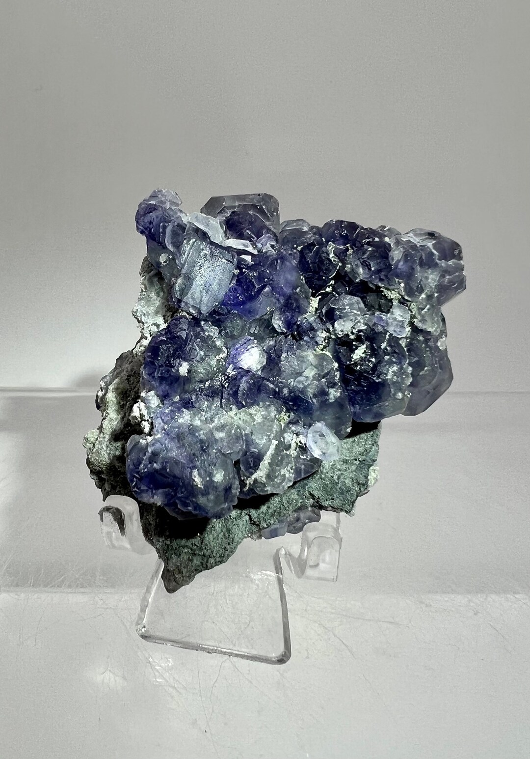 Beautiful Blue Tanzanite Fluorite on Matrix. Incredible Dark Blue ...