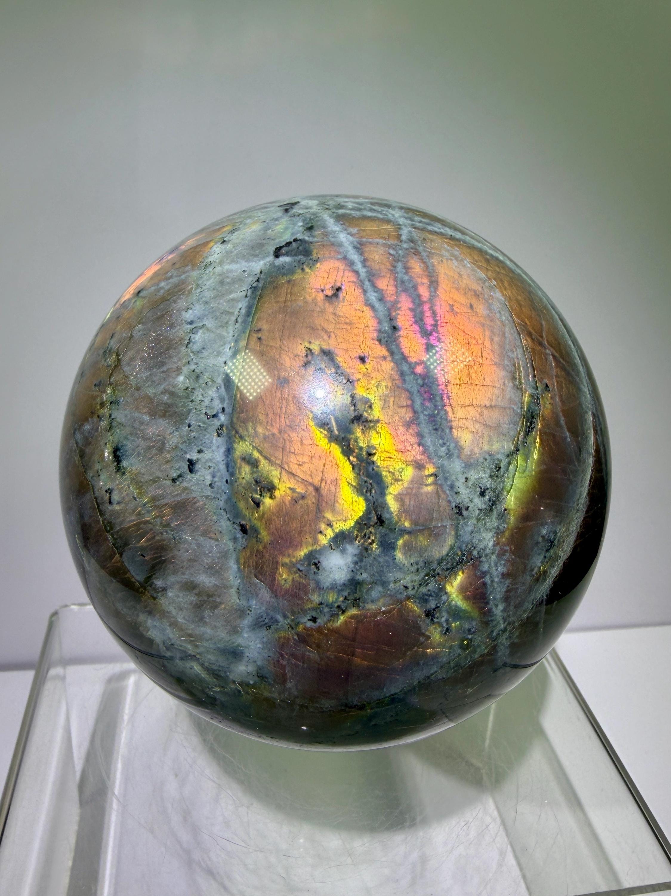 セレスタイト　スフィア Large Labradorite Sphere: 98mm Very Rare Sunset Colors Beautiful