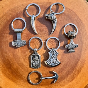 NORSE KEYCHAIN / VIKING Mjolnir Valknut Fenrir wolf tooth Axe Thors hammer one eyed God Odin Pendant trinity knot solid steel talisman gift