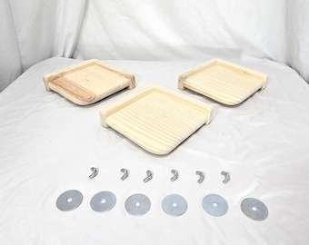 Chinchilla 9-inch Corner ledge shelf with poop guard kiln-dried pine (3-pack)