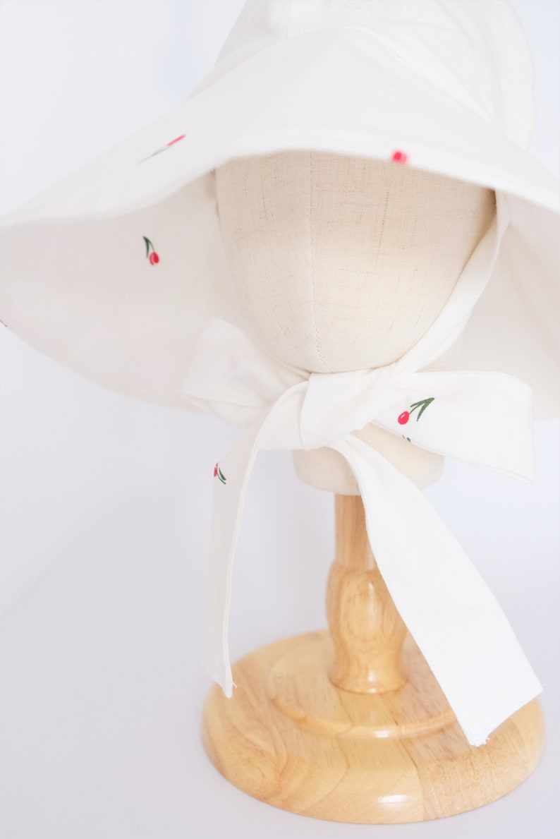 White Wide Brim Sun Hat White Tulip Wide Brim Sun Hat Summer hat Holiday Hat Vintage Sun Hat Kids Sun Hat image 9