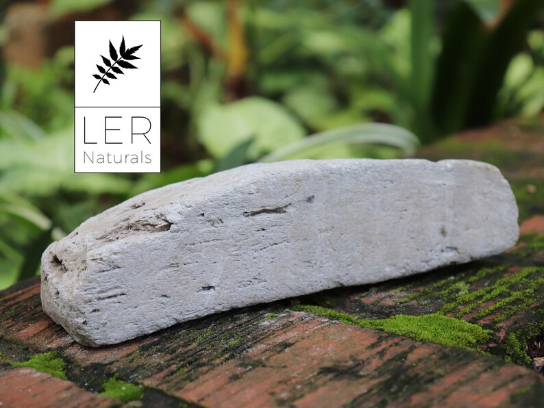 White Pumice Stone - extra large, fine grain,100% natural volcan White Pumice Stone - extra large, fine grain,100% natural volcan