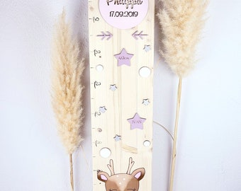 Kindermesslatte Rehkitz Holz | Deko Babyzimmer Name Datum | Geschenk Patenkind Geburt Taufgeschenk | Höhenmesser pastell